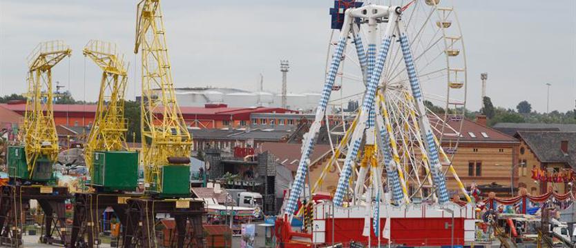 Awaria 80-metrowej karuzeli na szczecińskiej Łasztowni