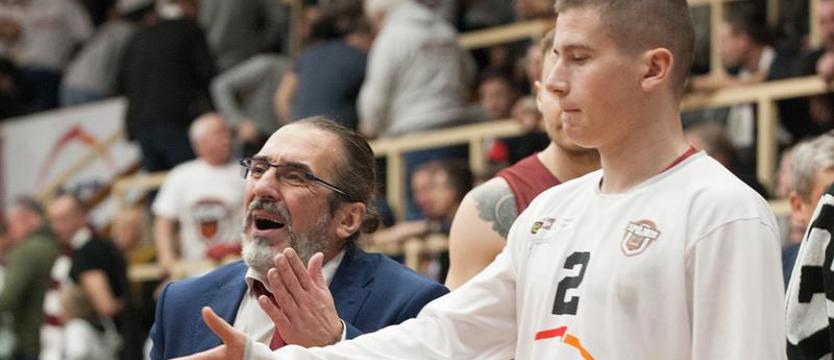 Koszykówka. PGE Spójnia czeka na testy