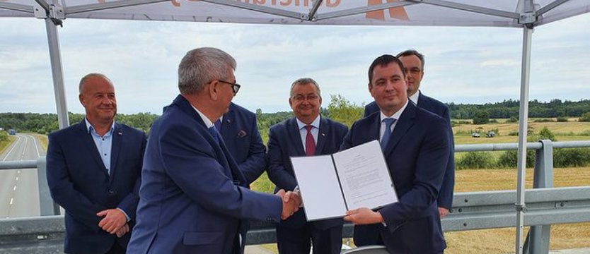Podpisali umowy na północne odcinki drogi ekspresowej S3