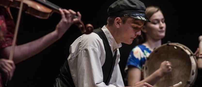 Konkursowe szranki na ludowo. Głosowanie tylko do soboty!