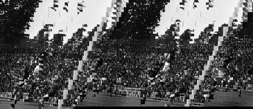 Piłka nożna. 57 lat po debiucie Lubańskiego w Szczecinie