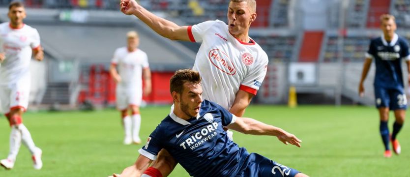 Piłka nożna. Asysta Piotrowskiego w debiucie