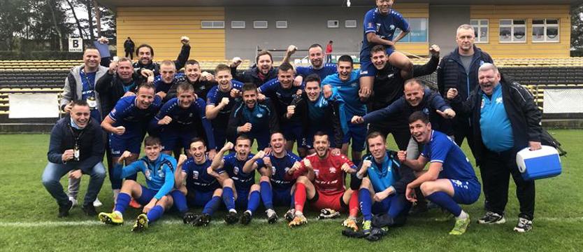 Piłka nożna. Świt pokonał Nielbę