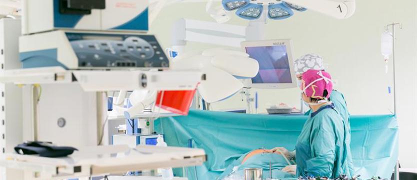 NFZ ze względu na epidemię zaleca ograniczenie części planowych zabiegów medycznych