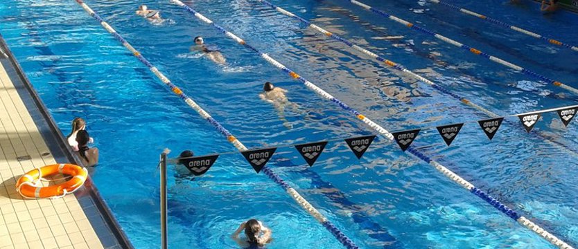 Baseny jednak otwarte, ale z ograniczeniami