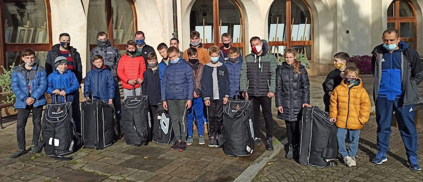 Piłka nożna. Pogoń dla Pogoni!