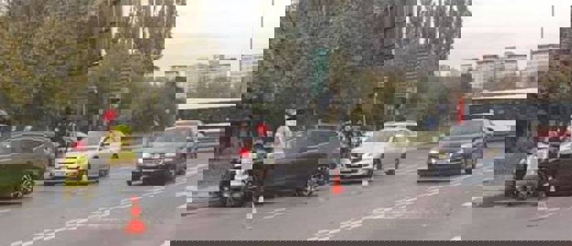 Kolizja i utrudnienia na Sczanieckiej w Szczecinie