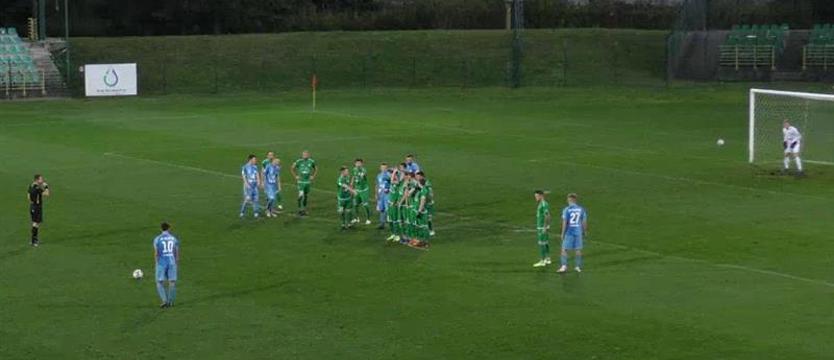 Piłka nożna. Pechowa porażka Błękitnych, mimo początkowego prowadzenia