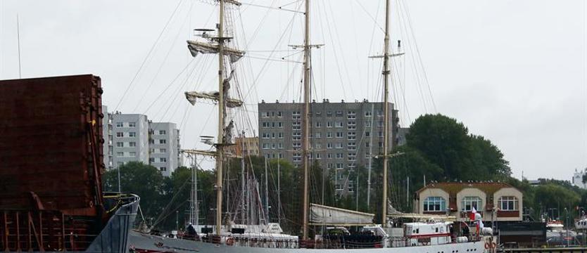 Na jego wejście do portu czekano od piątku. Iskra w Kołobrzegu