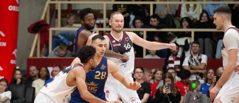 Koszykówka. Spójnia lepsza od wicemistrza Polski