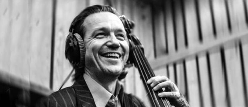 Wojtek Mazolewski w Winyle.fm. Świeże spojrzenie na jazz