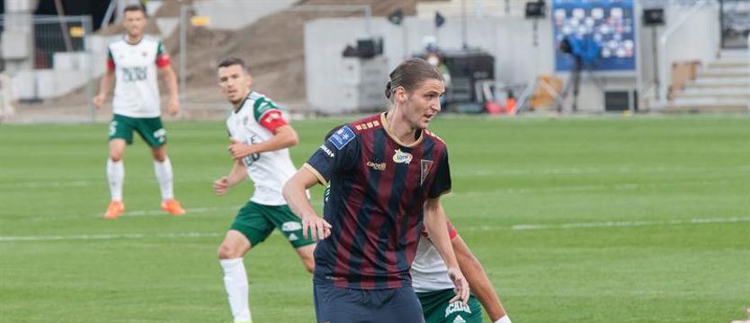 Piłka nożna. Paweł Cibicki zawieszony w Szwecji, lecz w Polsce może grać