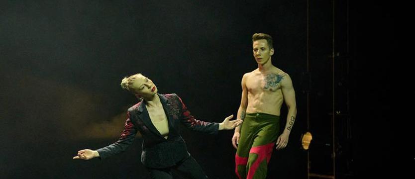 Mały Książę próbuje znaleźć sens życia. Zderzenie świata dzieci i dorosłych