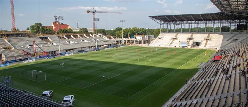 Na Stadionie Miejskim w Szczecinie powstaje trybuna północna