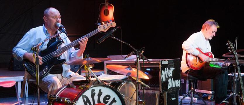 Blues na podwórku w Śródmieściu. 1 września o godz. 19