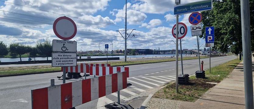 Zamknięte ulice wokół Wałów Chrobrego