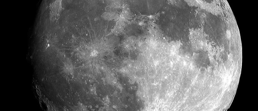 Księżyc oczami filmowców. PTMA organizuje ciekawą prelekcję