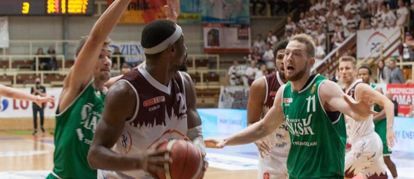 Koszykówka. Trzy debiuty i przełamanie PGE Spójni