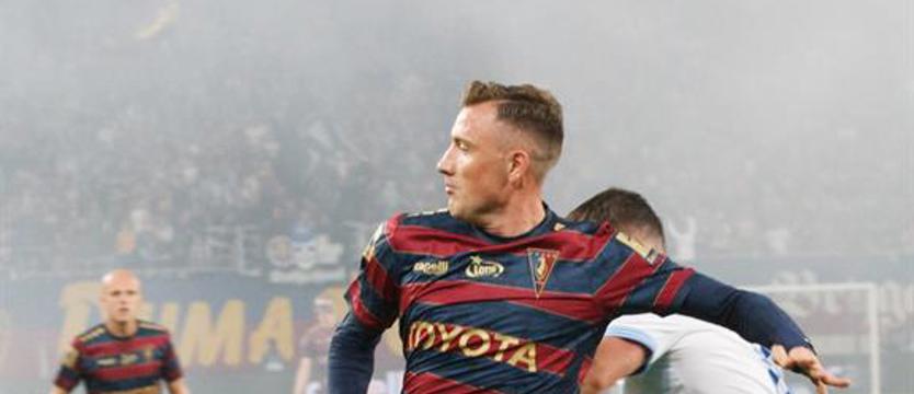 Piłka nożna. Szczęśliwe zwycięstwo Pogoni w dramatycznych okolicznościach