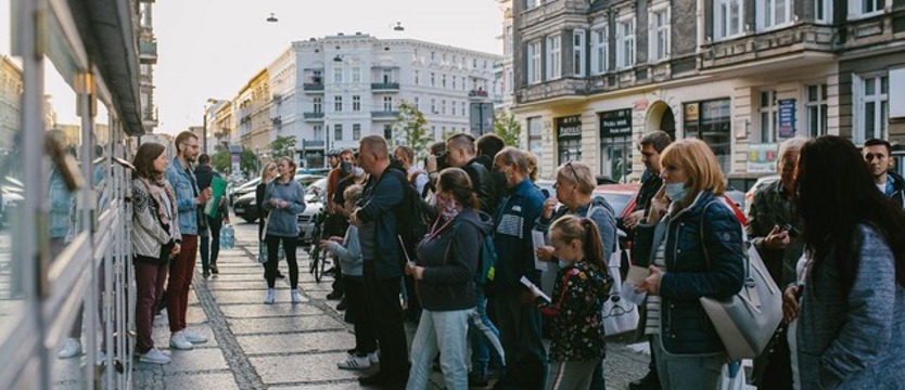 Spacer po powojennej architekturze mieszkaniowej
