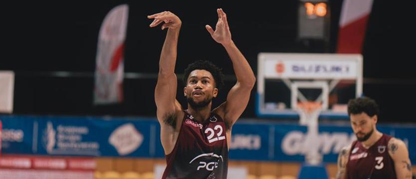 Koszykówka. Wyjazdowe kłopoty PGE Spójni