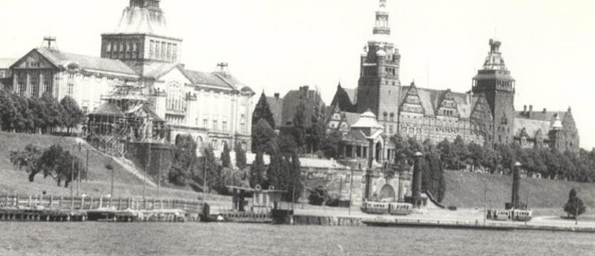 Niedzielny spacer po Wałach Chrobrego