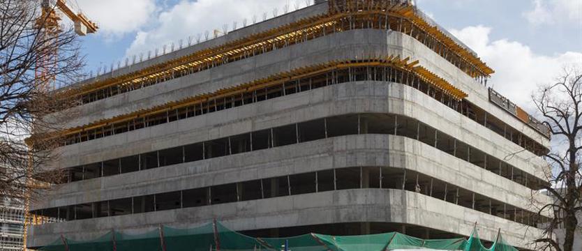 Na budowie siedziby Urzędu Marszałkowskiego w Szczecinie. Ponad połowa inwestycji wykonana