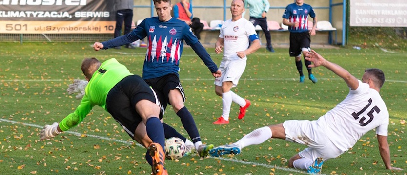 Piłka nożna. Dziesiąte zwycięstwo Iskierki