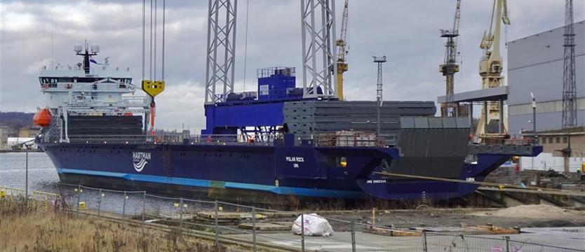 Gondole morskich turbin będą produkowane w Szczecinie. Przypłynęły pierwsze komponenty