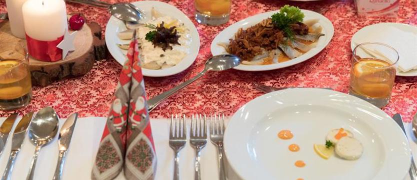 Ruszyły świąteczne zamówienia. Najwięcej wydamy na jedzenie