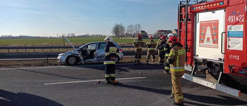 Groźny wypadek na S3. Zderzyły się dwa samochody