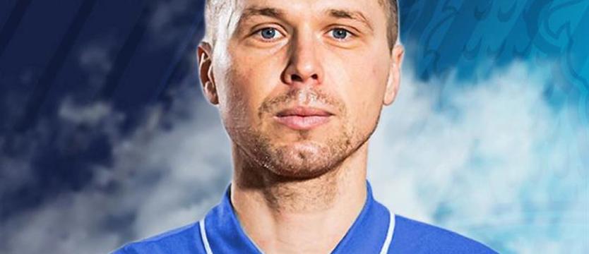 Piłka nożna. Świt lideruje, a w sobotę derby