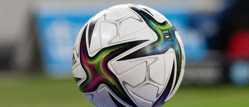 Piłka nożna. Na otarcie łez mecz z Czechami