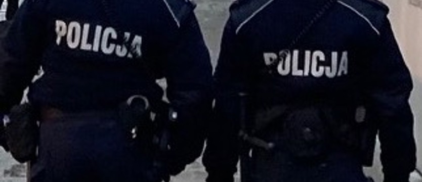 W Szczecinie pijani rodzice awanturowali się z policjantami