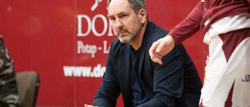 Koszykówka. Lider za mocny dla PGE Spójni