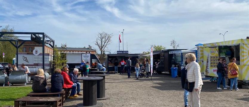 Na Łasztowni znowu staną food trucki