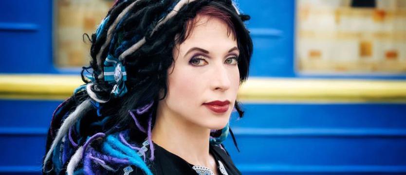 Literatura na Uznamie, 90. rocznica palenia książek, Olga Tokarczuk, Sofi Oksanen