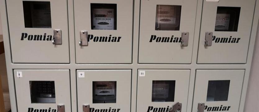 Przedpłaty rób na zapas? Prąd jest, ale bez kodu nie skorzystasz