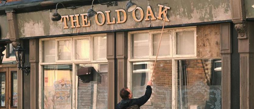 Nowe dzieło Kena Loacha. Uchodźcy, przyjaźń, stary pub