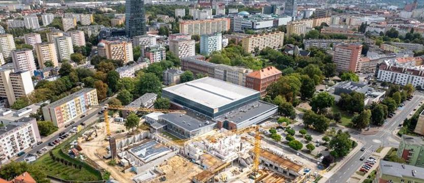 Nowy SDS pnie się w oczach. Prace na kolejnej kondygnacji