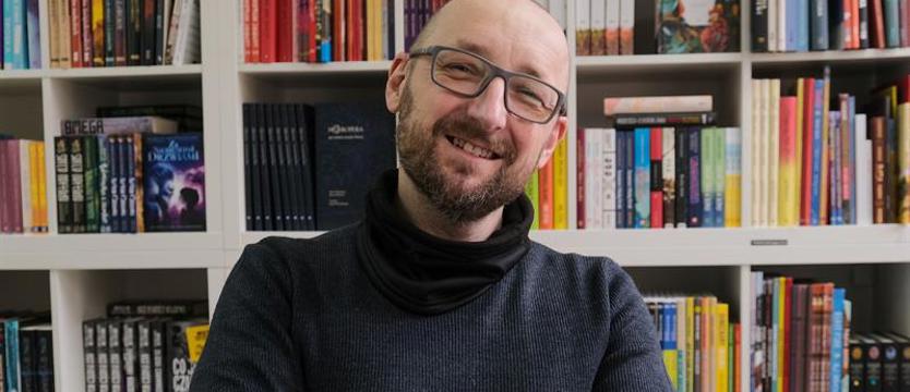 Mroczne historie na pełen etat