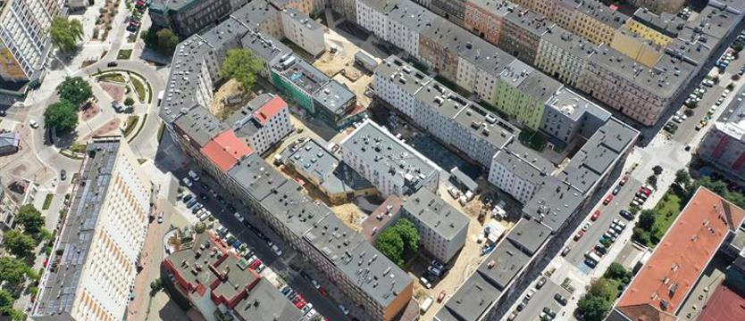 Trwa przebudowa wnętrza kwartału 36