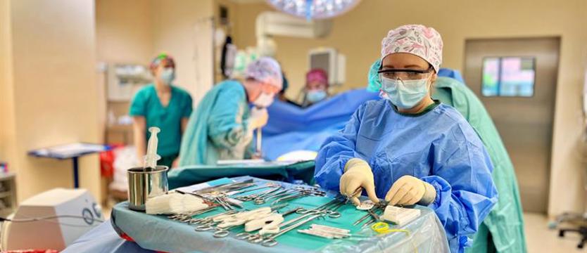 Przeszczep w Nowy Rok. Zespół transplantacyjny, zamiast na sylwestra, ruszył po narząd