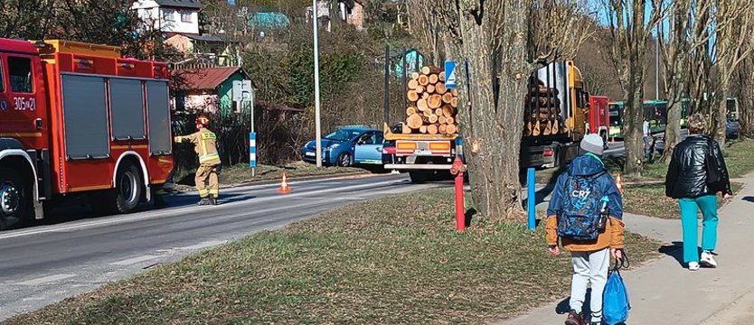 Karambol na ul. Bogumińskiej w Szczecinie. Są poważne utrudnienia