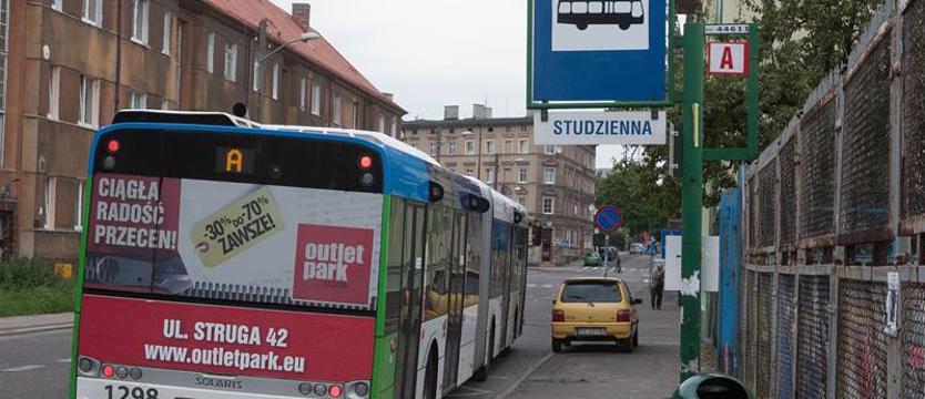 Cięcia zamiast wzmocnienia na liniach. Prawobrzeże liczyło na „A” [SONDA}