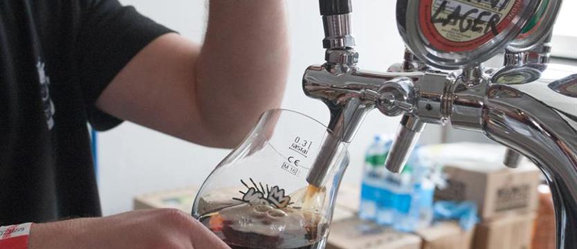 Polscy piwowarzy protestują. Wzrośnie akcyza na piwo?