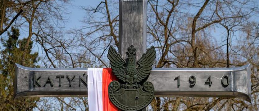 Pamiętajmy o Katyniu. Uroczystości na Cmentarzu Centralnym