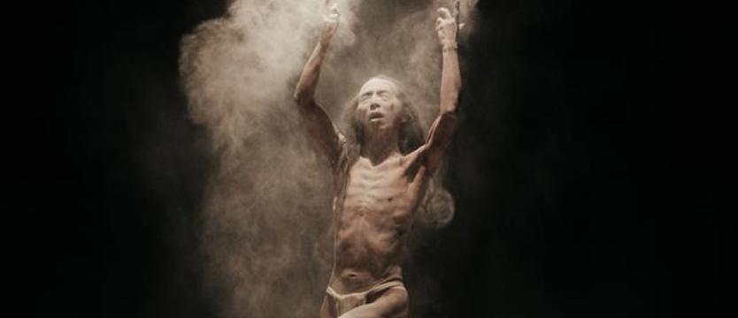 Teatr to dziwne miejsce… Fotografia jako spotkanie