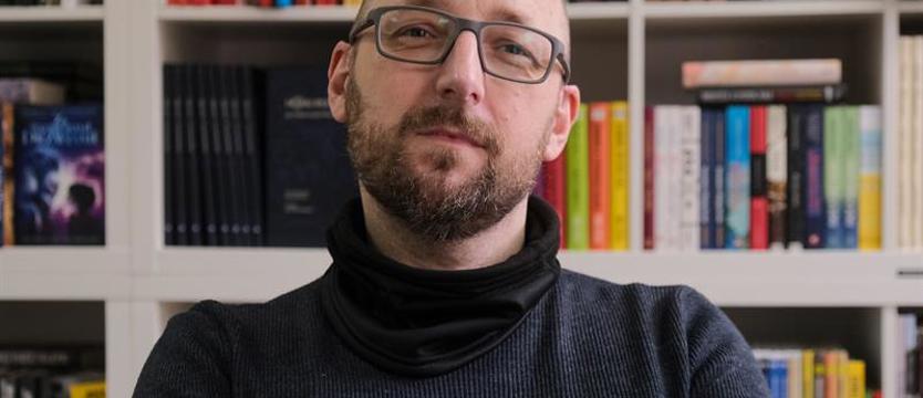 W cyklu: „Literatura na Prawym Brzegu”. Pogadaj ze Stelarem!