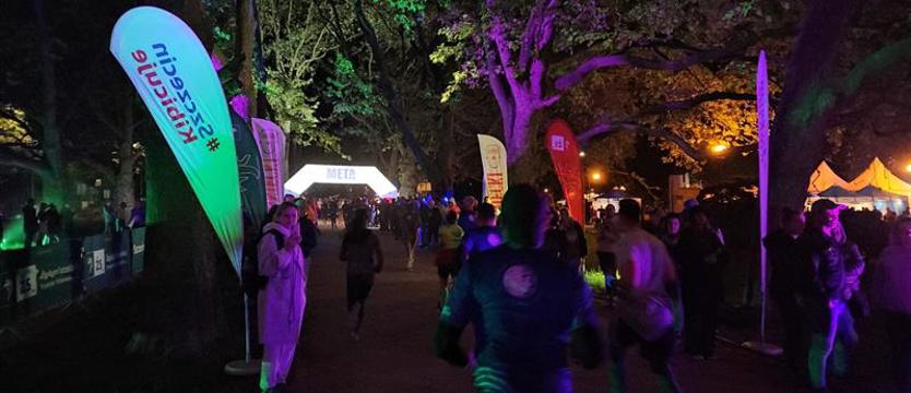 Lekkoatletyka. Nocne bieganie i świetliki